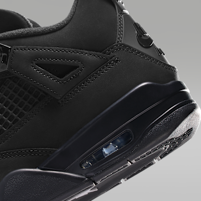 Air Jordan 4 Retro 'Black Cat' Older Kids' Shoes. Nike SG